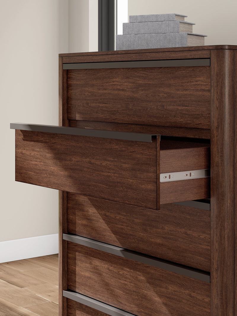 Dilenno Chest of Drawers